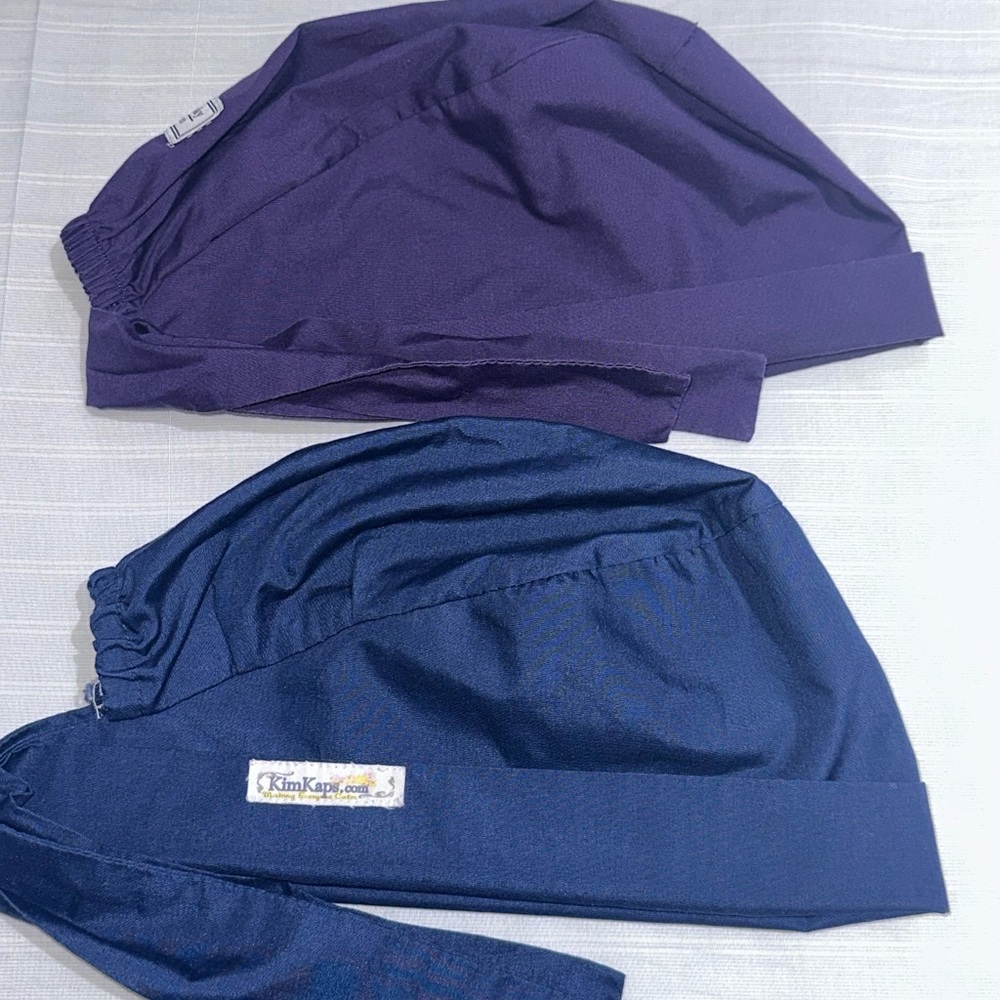 Scrub hat set